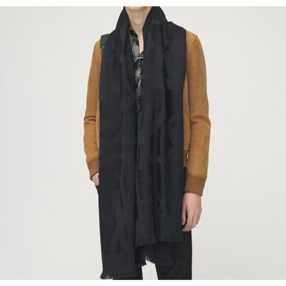 Saint Laurent YSL Monogram Scarf in 100% Wool Jacquard Black HUGE Logo Large NWT - Picture 2 of 13